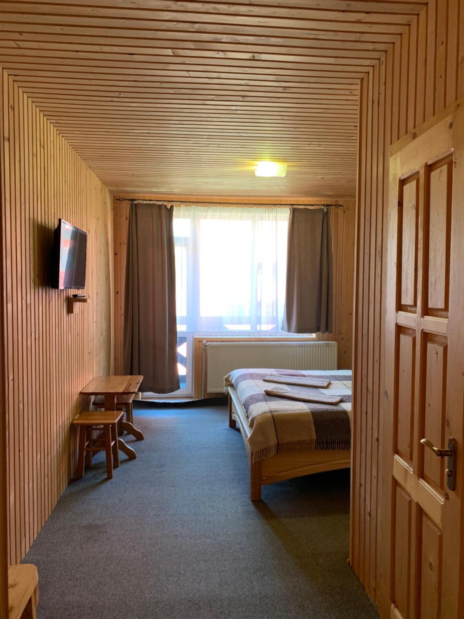 Hotel Novoe Shale 亚布卢尼齐亚 外观 照片