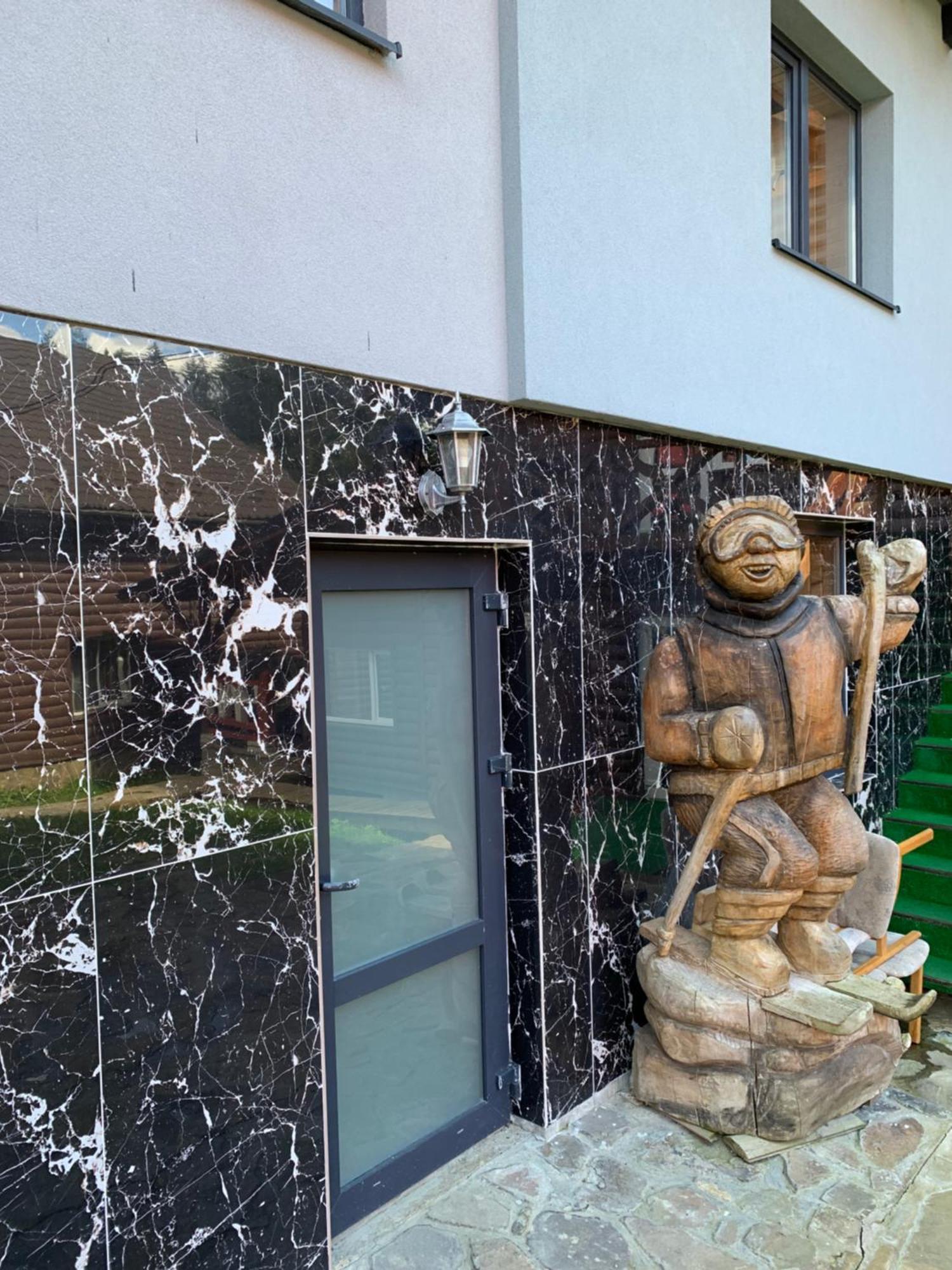 Hotel Novoe Shale 亚布卢尼齐亚 外观 照片